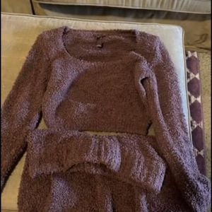 SKIMS Two Piece Lounge Set